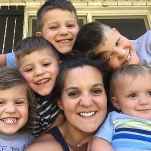 Meet your Posher, Elizabeth